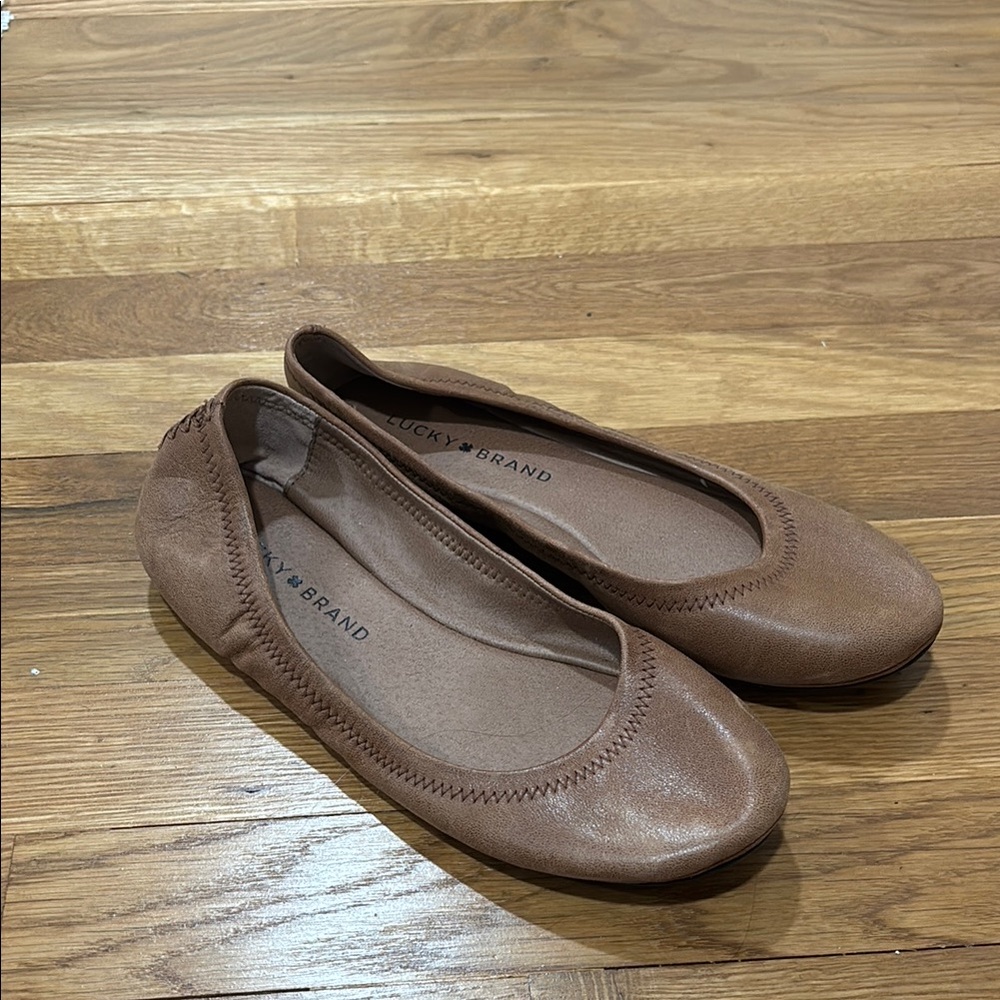 NEW Lucky Brand Flats